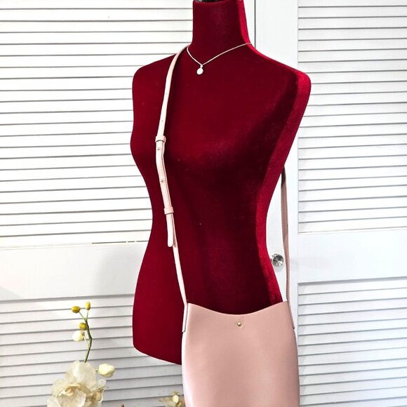 ANTHROPOLOGIE Women's Blush Samara Bucket Shoulder Bag Crossbody Size M 1234 - Picture 3 of 14